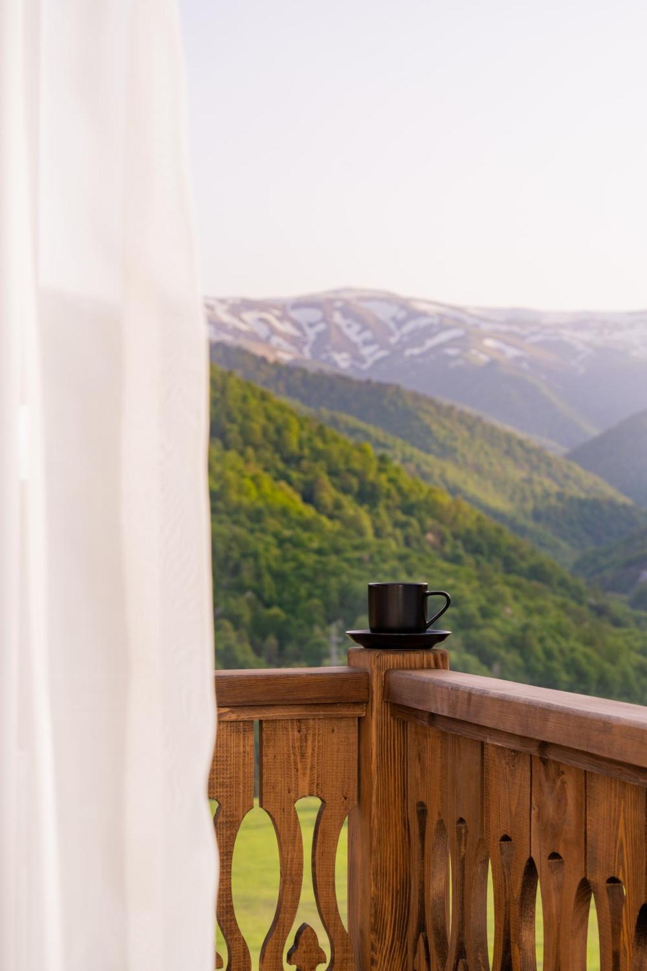 Motives Inn Dilijan Esterno foto
