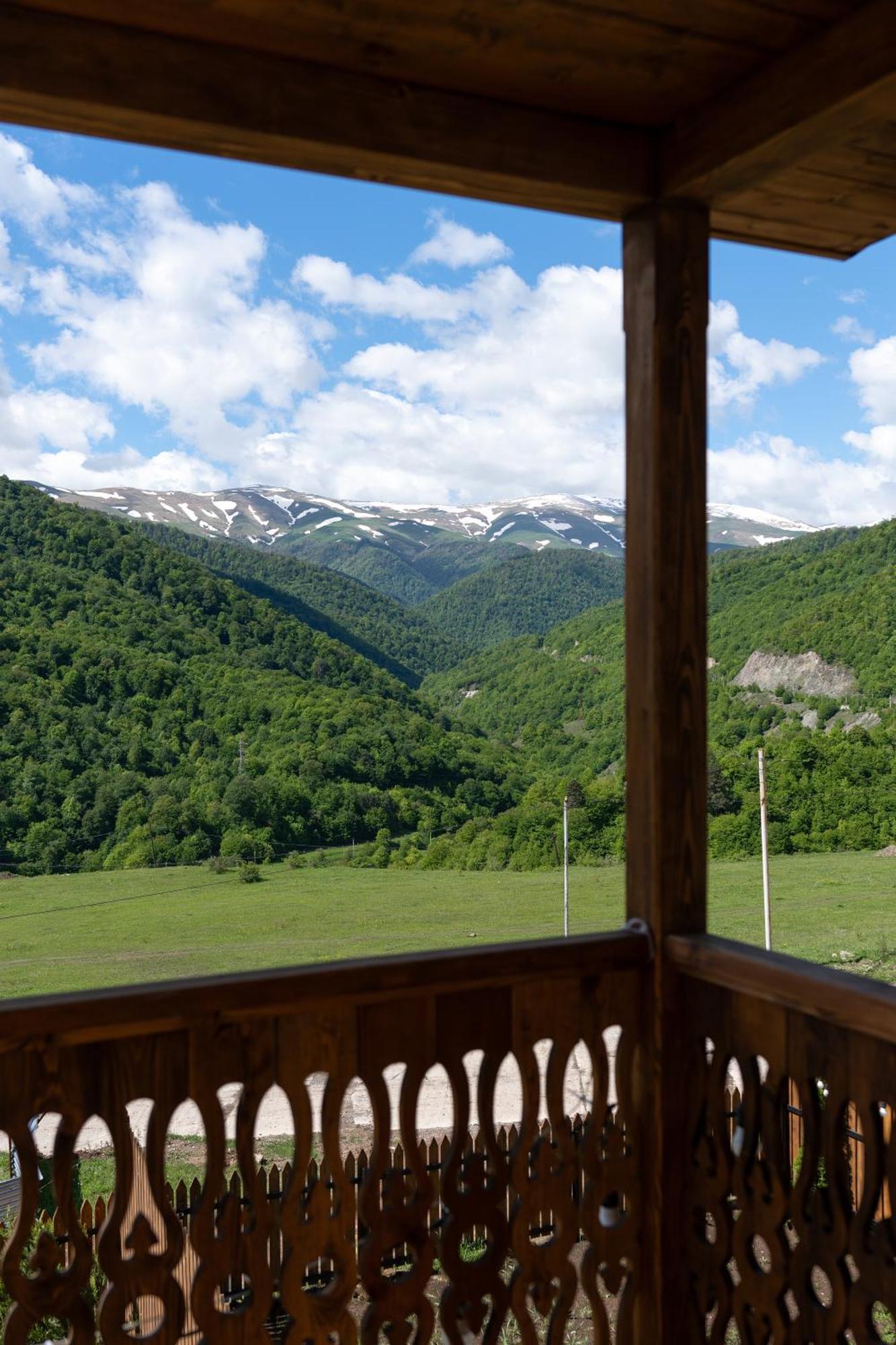 Motives Inn Dilijan Esterno foto